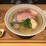 ラーメン 普通 - 貝出汁塩ラーメン