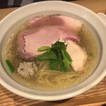 ラーメン 普通 - 貝出汁塩ラーメン