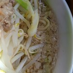 肉煮干中華そば 鈴木ラーメン店 - 背脂