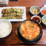 Korean Restaurant 210 - 