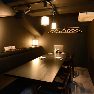 落ち着いた大人の空間で至福のときを！