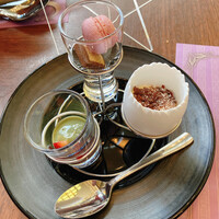 ビュッフェ＆カフェレストラン ナイト＆デイ - 