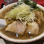 らぁめん大山 - 特選あごだし醤油（大盛り）…税込900円