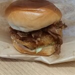 あわじ島バーガー 淡路島オニオンキッチン うずの丘店 - 