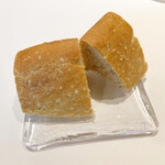 ウシマル - • Dinnerコース 12800円
      自家製パン