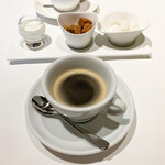 ウシマル - • Dinnerコース 12800円
      コーヒーまたは紅茶