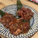 近江牛カルビとタンとハラミ 焼肉すだく - 