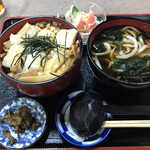 手打ちうどん　運ど運屋 - 