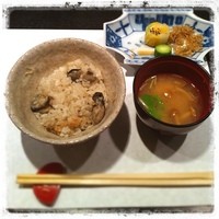 花邑 - 牡蠣の釜飯。
                広島牡蠣で安心美味し。
                
                
                花邑/はなむら (用賀/割烹・小料理)
                17:30～21:30
                [夜] ￥10,000～￥14,999
                