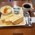 カフェ・ド・クリエ - ハム卵トーストサンドセット
