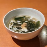 Mocchanchi - わかめスープ(ハーフサイズ)