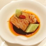 南翔饅頭店 - 涎鶏作ってくれた〜
      (￣▽￣)
      