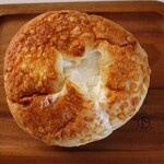 ハートブレッド アンティーク - 料理写真:のび〜るとろりんチーズフランス（¥529）