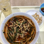 創造中華 華星 - 台湾ラーメン、餃子3個セット、ハイボール