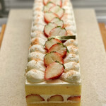 パティスリー＆ブーランジェリー ラ・パルム・ドール - ショートケーキ-原点回帰-＠生クリームにこだわったというシンプルイズベスト