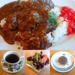 喫茶 コリス - 自家製国産牛すじカレー・珈琲HOT・サービスでいただいたロイスのチョコレート