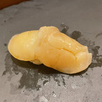 辰巳寿し - 北海道産ホタテ