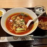 SENPAO - ランチ担々麺