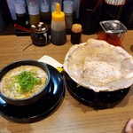 ラー麺 天笑 - 醤油ラーメン小　と　醤油チャーシュー麺