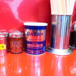 ラーメン二郎 - 卓上調味料