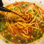 ラーメン二郎 - 赤酢投入～♪