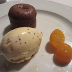 ラ・ターブル・ド・トリウミ - 