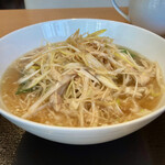 みこころ 無添加チャイナ935 - 蒸し鶏と葱のスープ麺