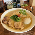 らぁ麺 善治 - 特製濃厚醤油らぁ麺 1000円