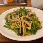 南海飯店 - 豚肉とピーマンの細切炒め