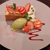 カレス - 