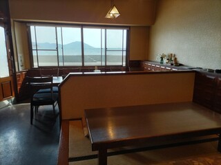Nagisa - 窓からの瀬戸内海 