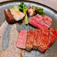 丑花 - 厳選和牛フィレ50g & 厳選和牛赤身50g
                    仙台牛ヒレ、佐賀牛イチボ