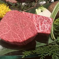 丑花 - 厳選和牛フィレ50g & 厳選和牛赤身50g
                    仙台牛ヒレ、佐賀牛イチボ