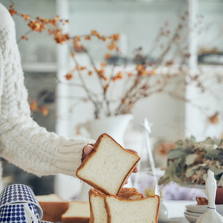 ECHIRE黃油軟綿綿的生食面包“富士森”也是禮品♪