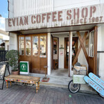 ASHIYA EVIAN COFFEE SHOP - 外観   
                        神戸の本店とは異なり、カジュアルなカフェな雰囲気✩.*