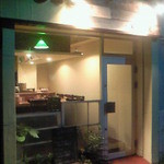 小さくて雰囲気のいいお店です