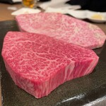 熟成焼肉 マルニク - 熟成和牛サーロイン 4300円
            シャトーブリアン 4800円