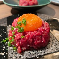 熟成焼肉 マルニク - 和牛ユッケ 1950円