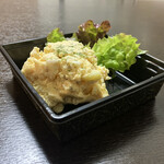 ネオスタンド おぼら - くんせい鯖とチーズのポテサラ