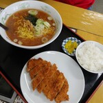 あさの - カツラーメン(ライス付)正油 900円