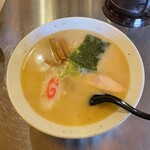 メンクラブ タマムラベース - 鶏塩白湯ラーメン大盛800円