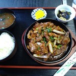 Izakaya Shokudou Toriaezu Yamashige - ホルモン定食