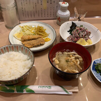 新宿割烹 中嶋 - 刺身定食　880税込
                    フライのハーフ追加　¥385税込