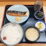 季節料理 魚竹 - 銀鮭照焼定食