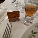 ラ・ブランシュ - シェリーで待ちます