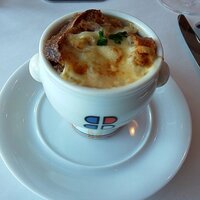 ブラッスリー ポール・ボキューズ 大丸東京 - オニオンスープ（チーズ）（2021.12）