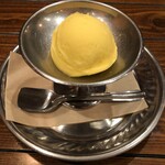 Kalpasi - 柑橘系のソルベ　皮の苦みが効いてる