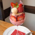 フルーツシェフ - DX古都華のパフェ