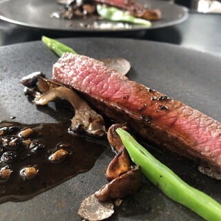 euro dining claret_1