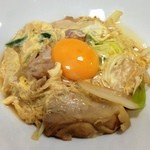 鳥彌三 - 「ミニ親子丼・ミニうどんセット」1050円のミニ親子丼